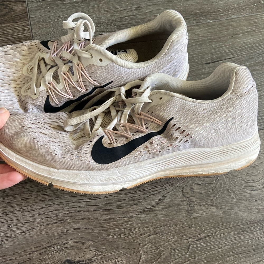 Nike Women's Athletic Shoes - Beige and Black
